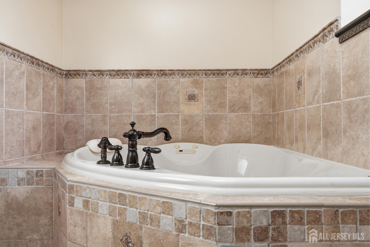 Old Bridge, New Jersey, 08857, United States, 4 Bedrooms Bedrooms, ,3 BathroomsBathrooms,Residential,Active,2030084