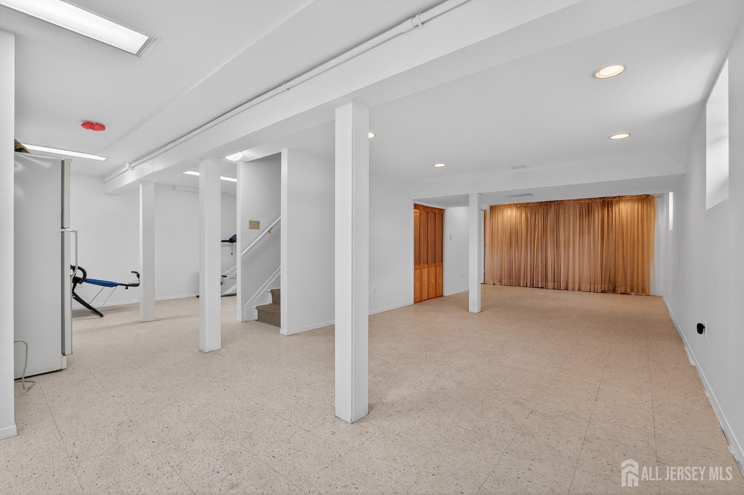 Old Bridge, New Jersey, 08857, United States, 4 Bedrooms Bedrooms, ,3 BathroomsBathrooms,Residential,Active,2030084