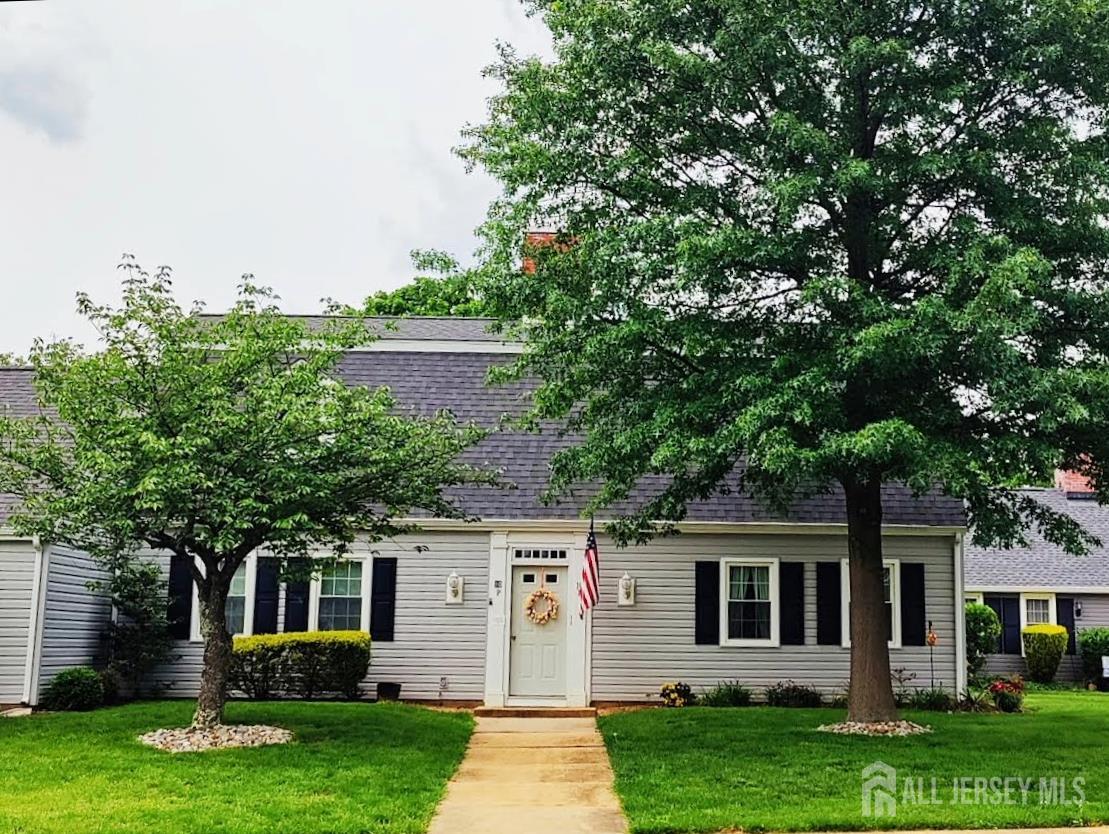 10-P Sussex Way, Monroe Township, New Jersey image 1