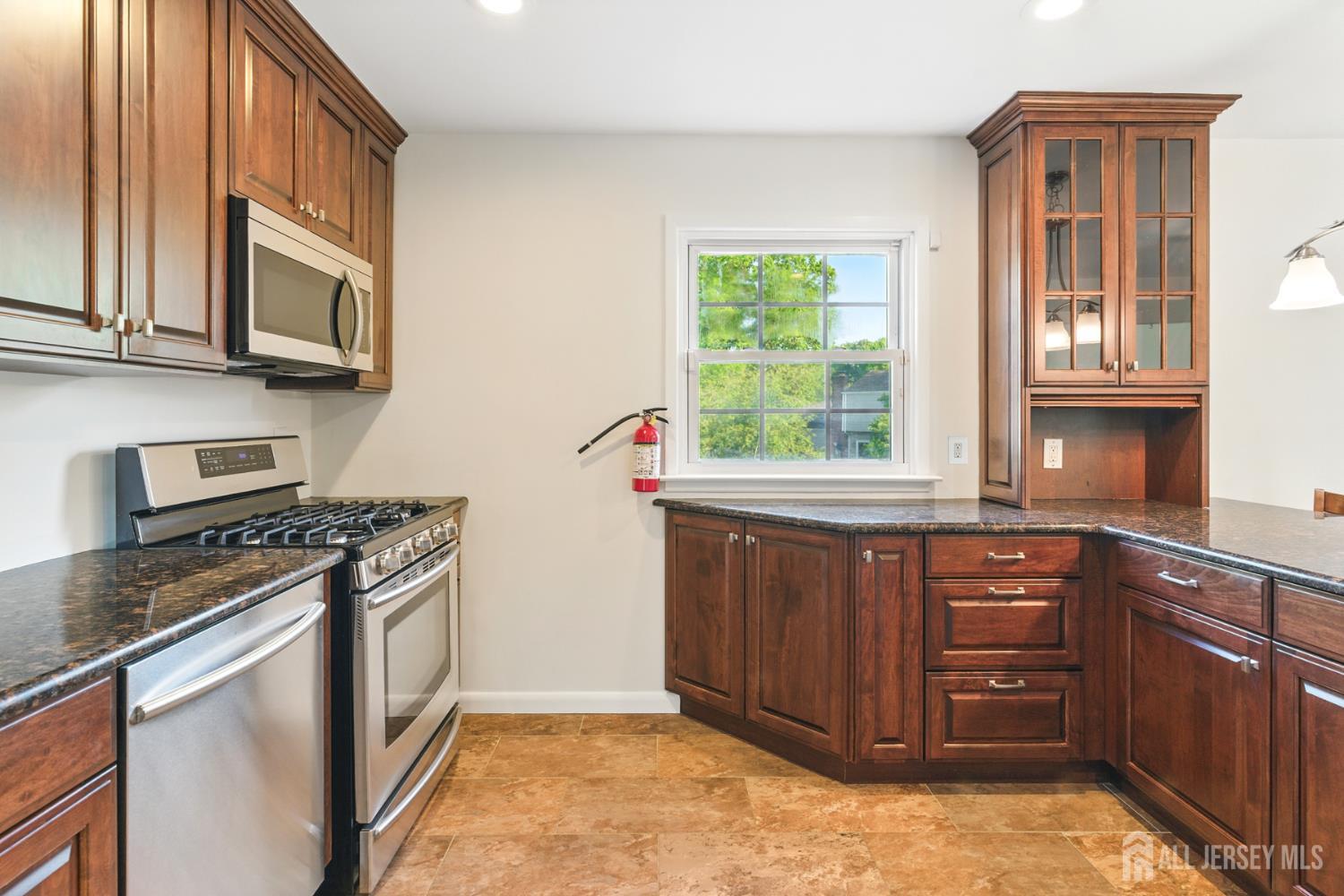 1682 Taylor Drive, North Brunswick, New Jersey image 28