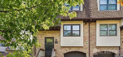 Condo For Sale - 6101 N Oaks Boulevard<br/> Middlesex County, North Brunswick, NJ 08902
