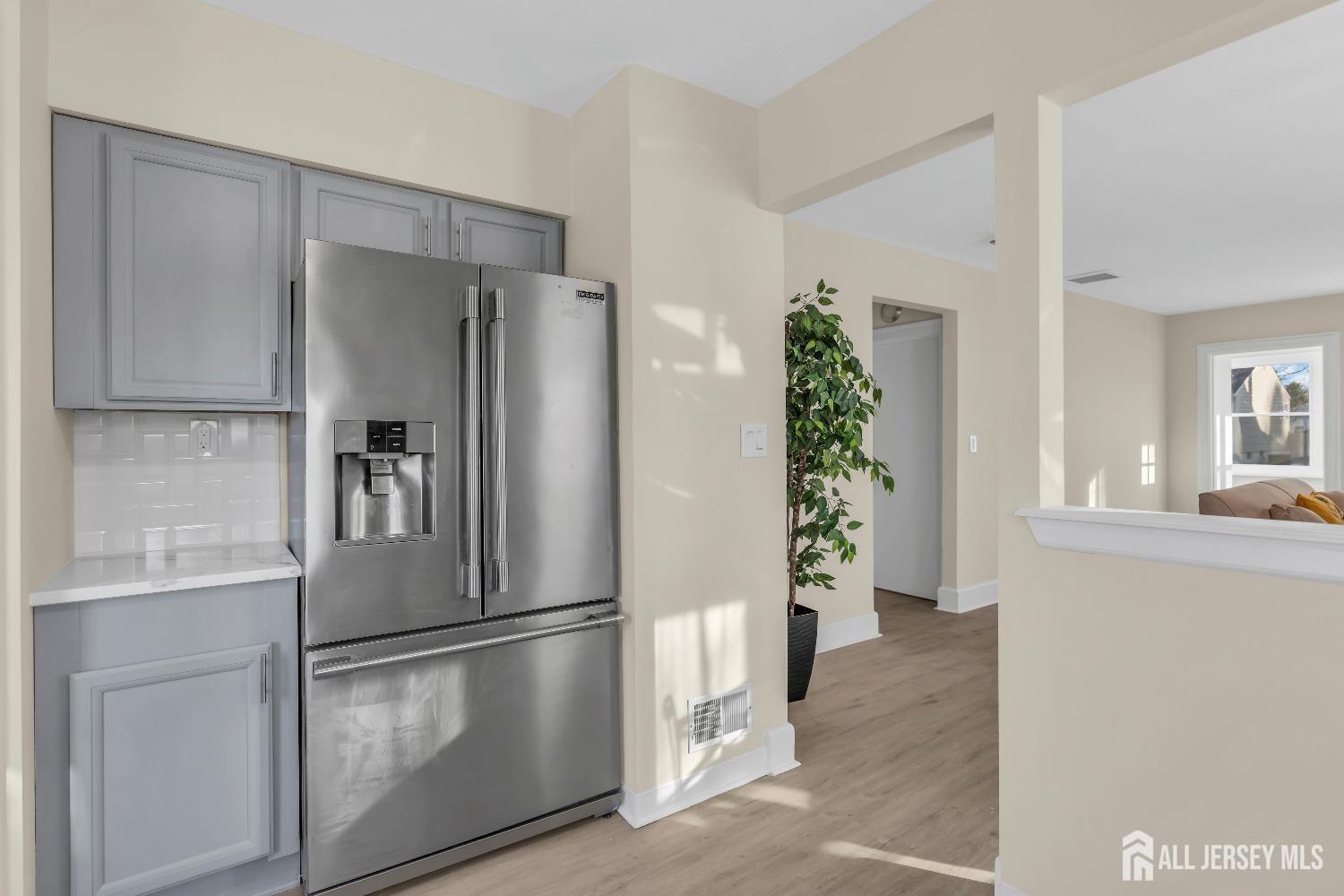 221 E Golf Avenue, South Plainfield, New Jersey image 16