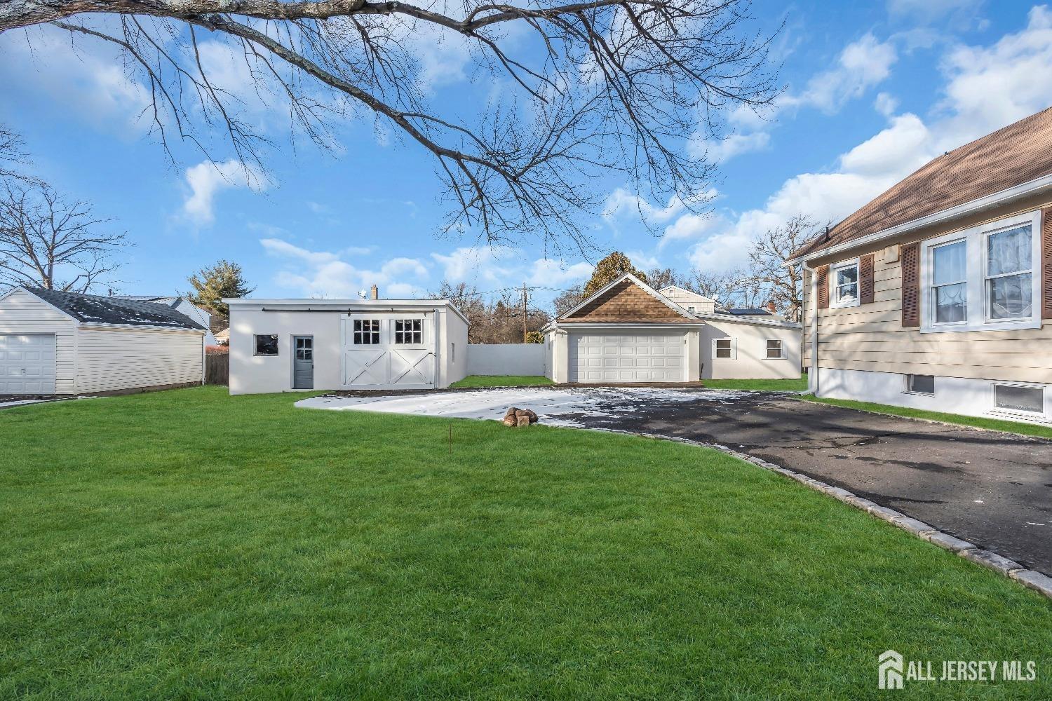 221 E Golf Avenue, South Plainfield, New Jersey image 6