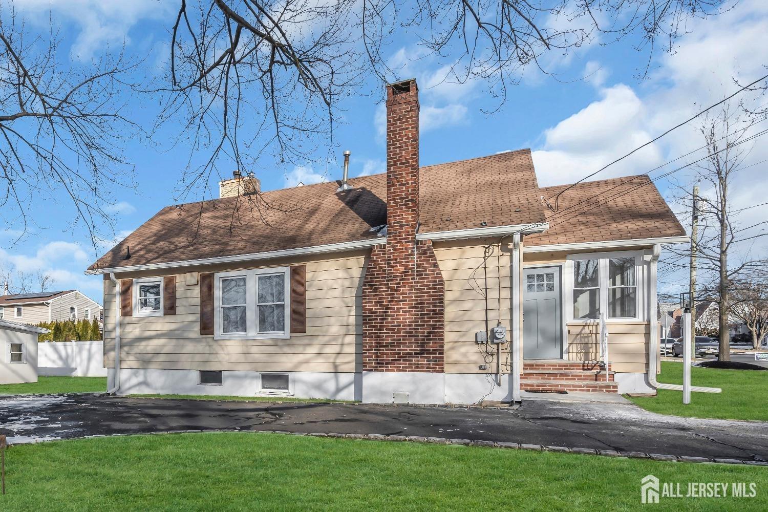 221 E Golf Avenue, South Plainfield, New Jersey image 3