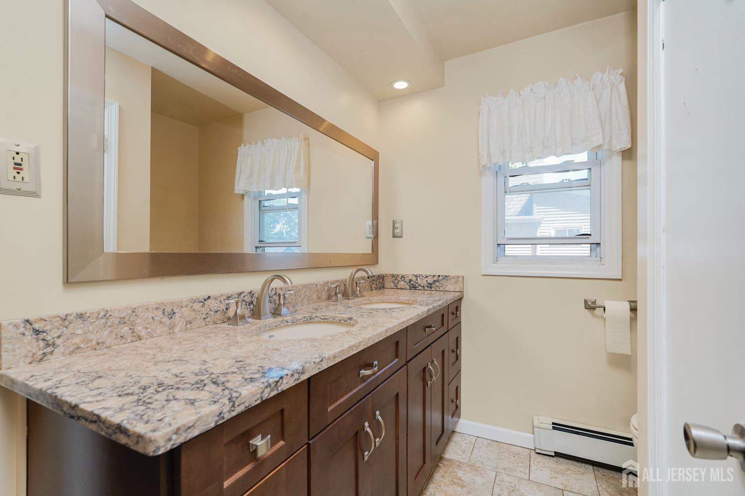 371 Alpine Street, Perth Amboy, New Jersey image 18