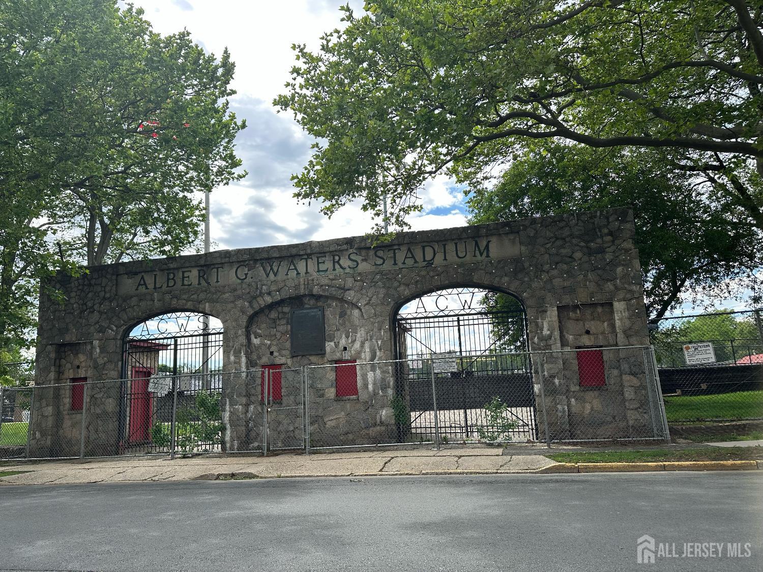 371 Alpine Street, Perth Amboy, New Jersey image 25