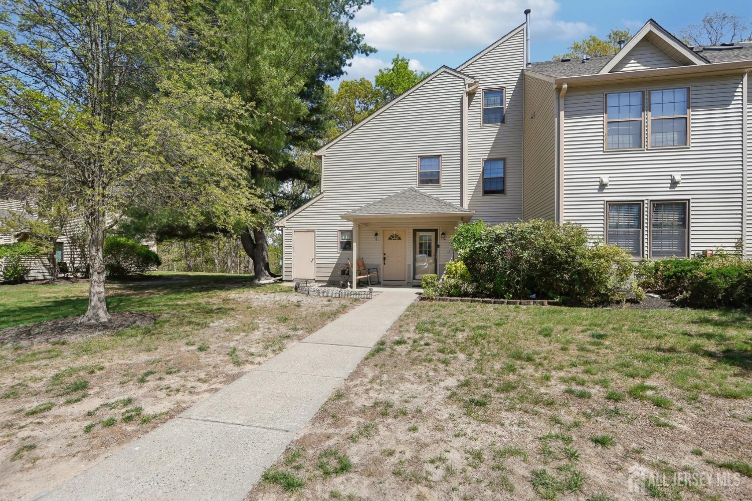 300 Larkspur Lane, Jackson, New Jersey image 2