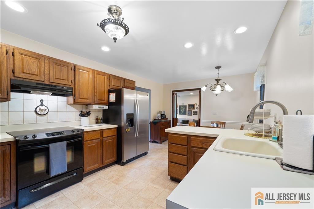 448 Schoolhouse Road, Monroe Township, New Jersey image 3