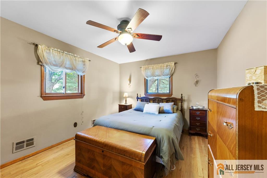 448 Schoolhouse Road, Monroe Township, New Jersey image 9
