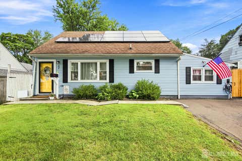 Homes For Sale - 22 Elm Terrace<br/> Sayreville, NJ 08859