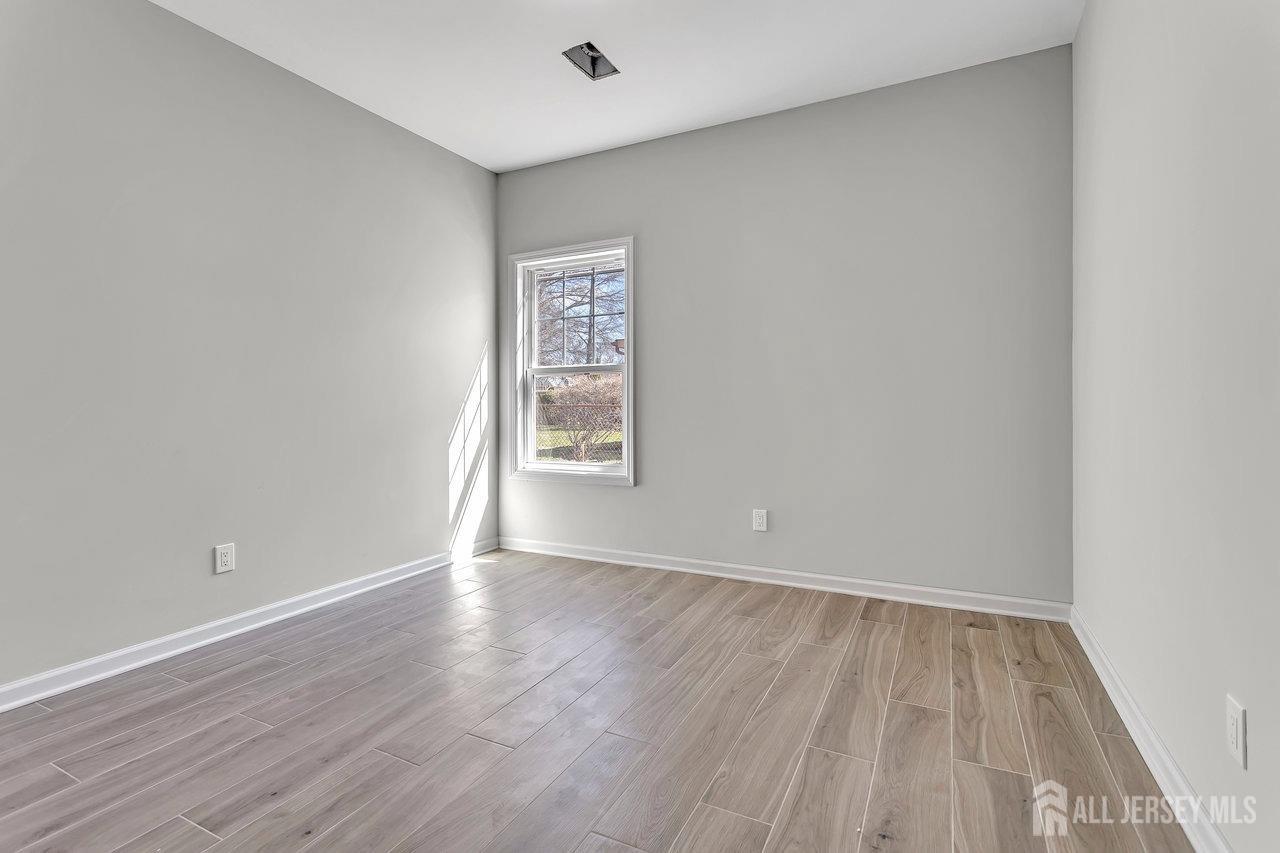 134 Winthrop Road, Edison, New Jersey image 26