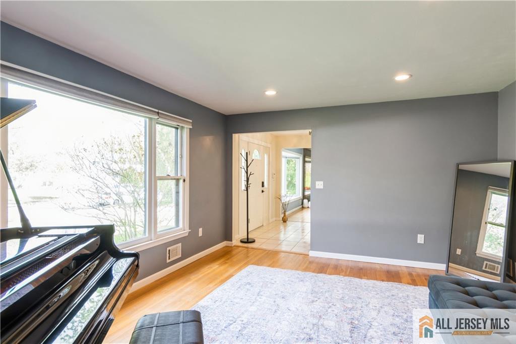 3 Alexander Road, East Brunswick, New Jersey image 6