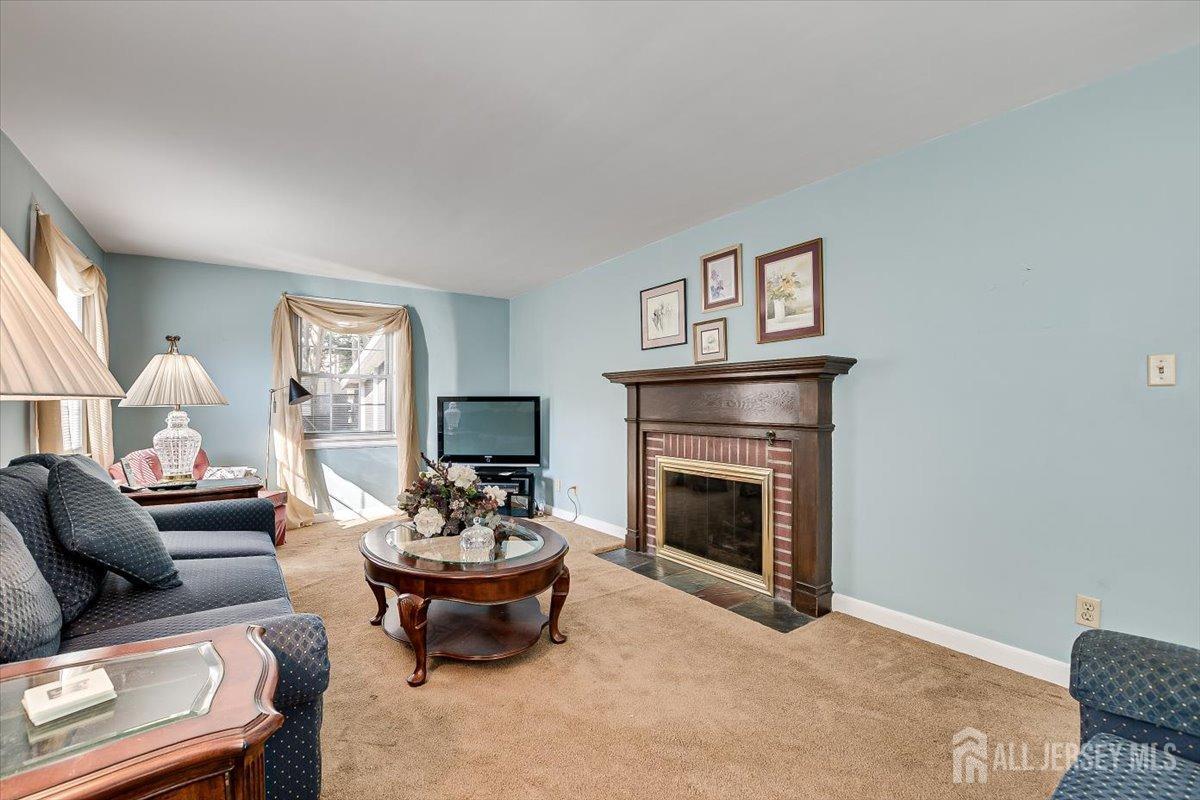 32 Fernwood Terrace, Linden, New Jersey image 9