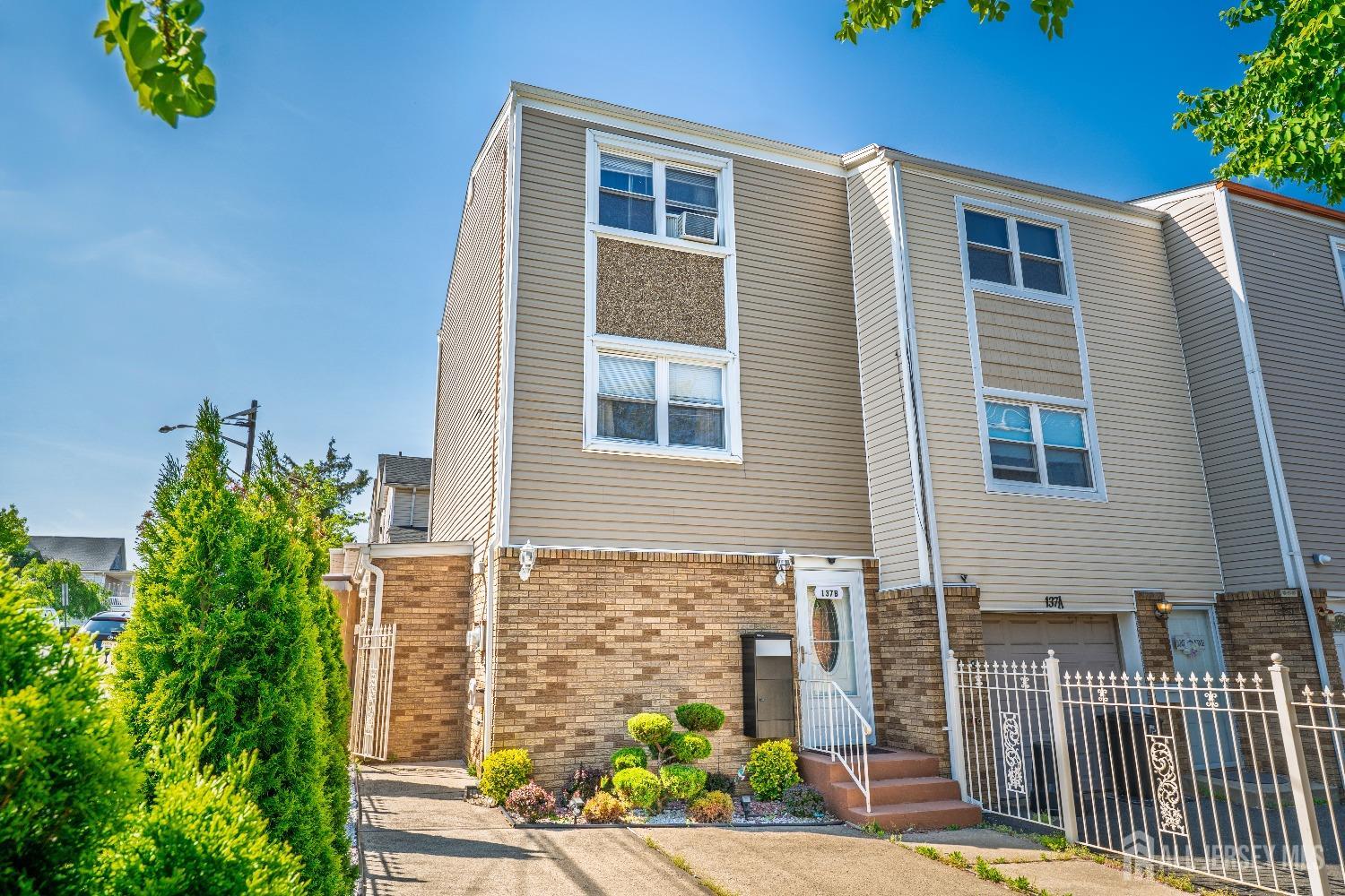 137 Paul Robeson Boulevard #B, New Brunswick, New Jersey image 1