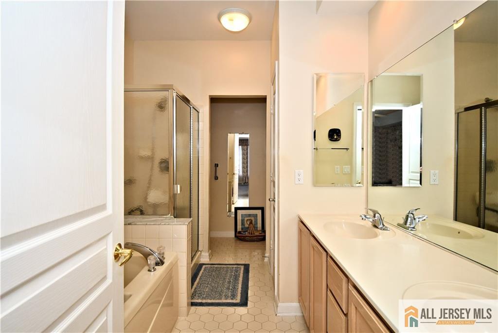 525 Harrier Drive #525, Monroe Township, New Jersey image 32