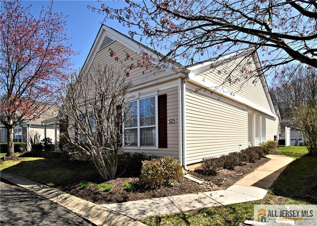 525 Harrier Drive #525, Monroe Township, New Jersey image 1