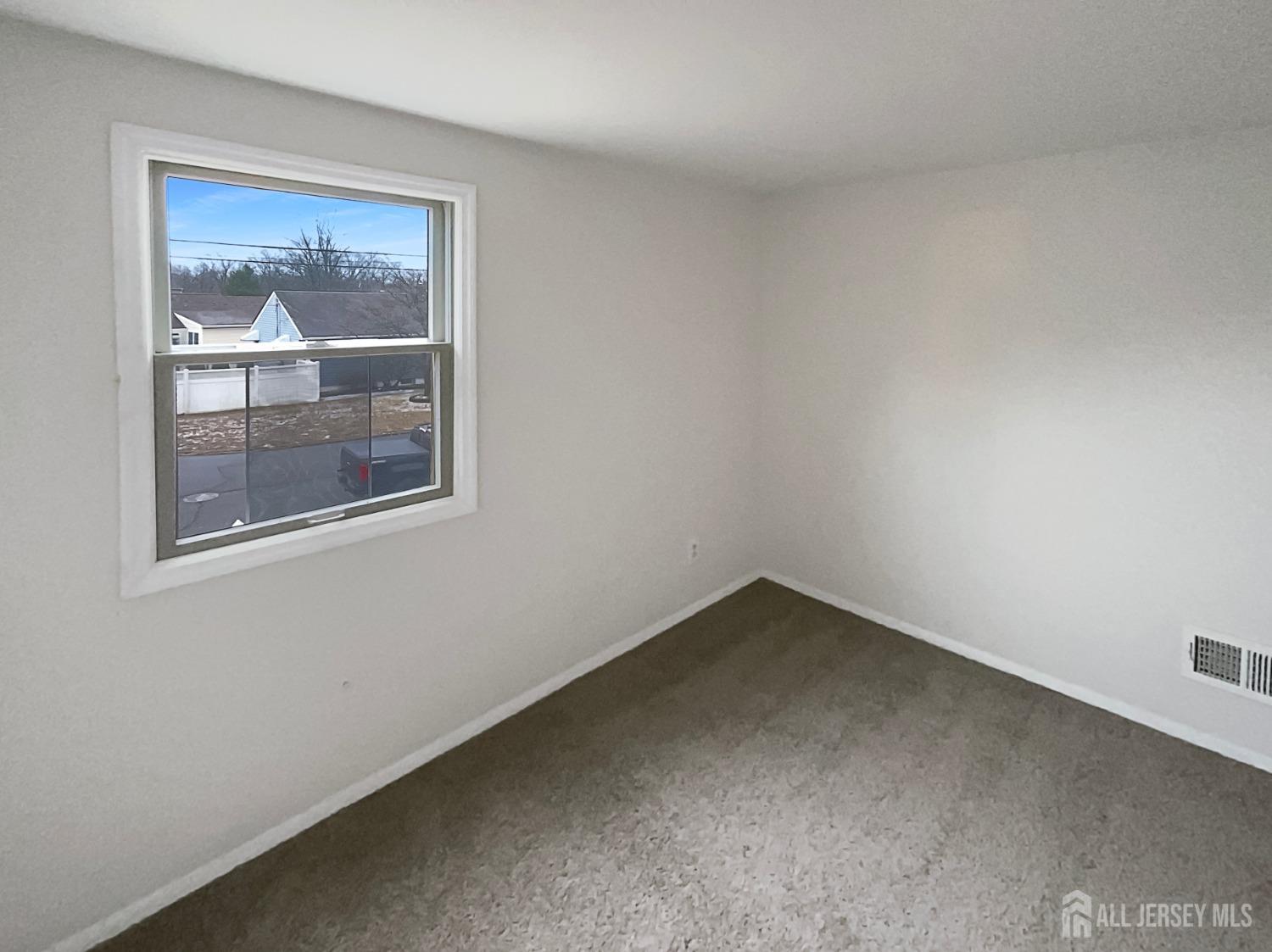 28 Joyce Place, Sayreville, New Jersey image 10