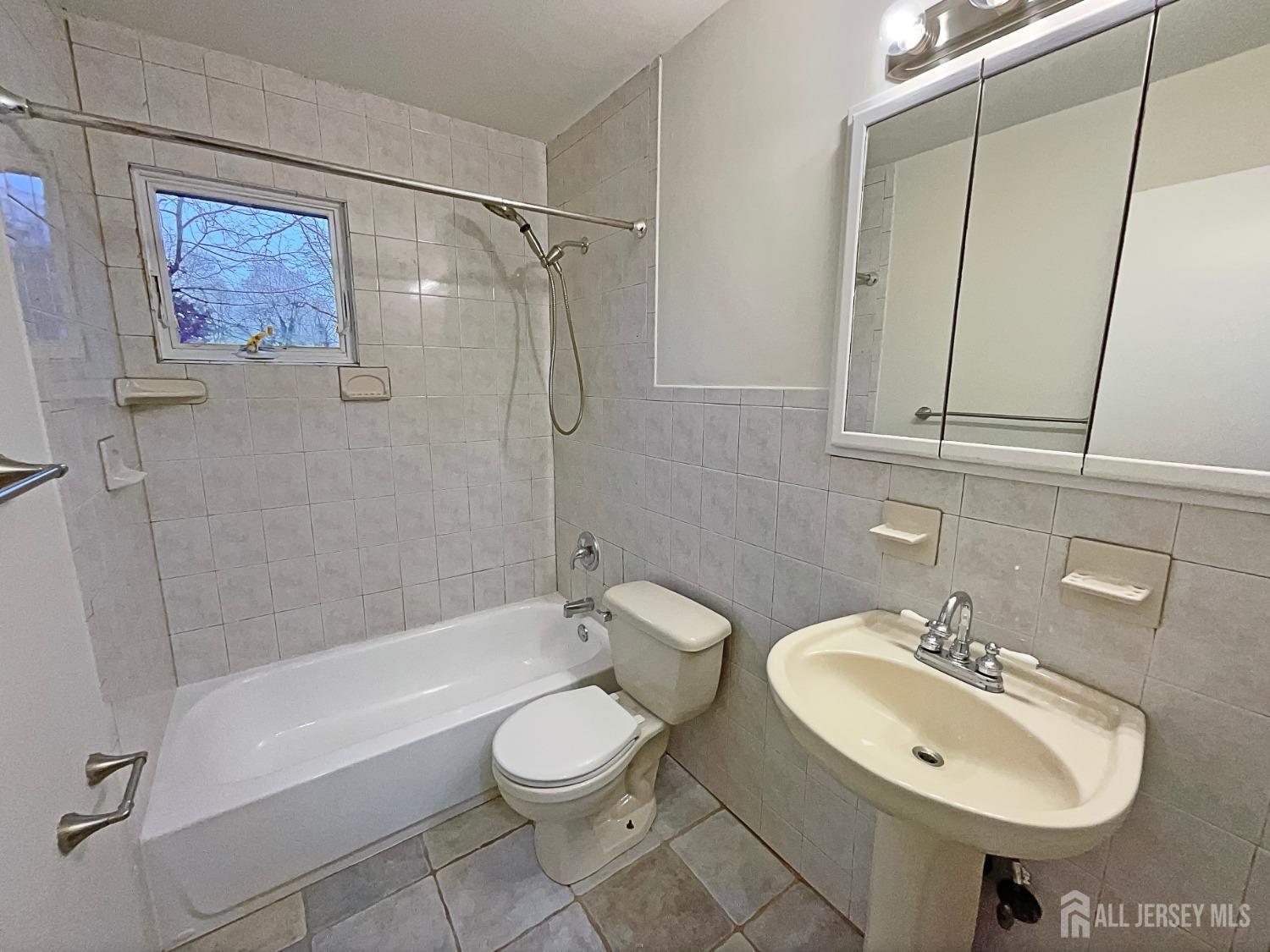 28 Joyce Place, Sayreville, New Jersey image 21