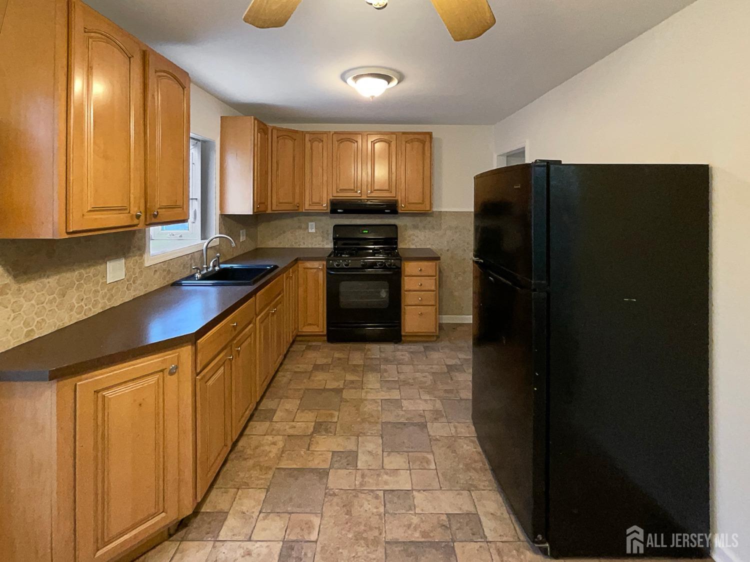 28 Joyce Place, Sayreville, New Jersey image 15