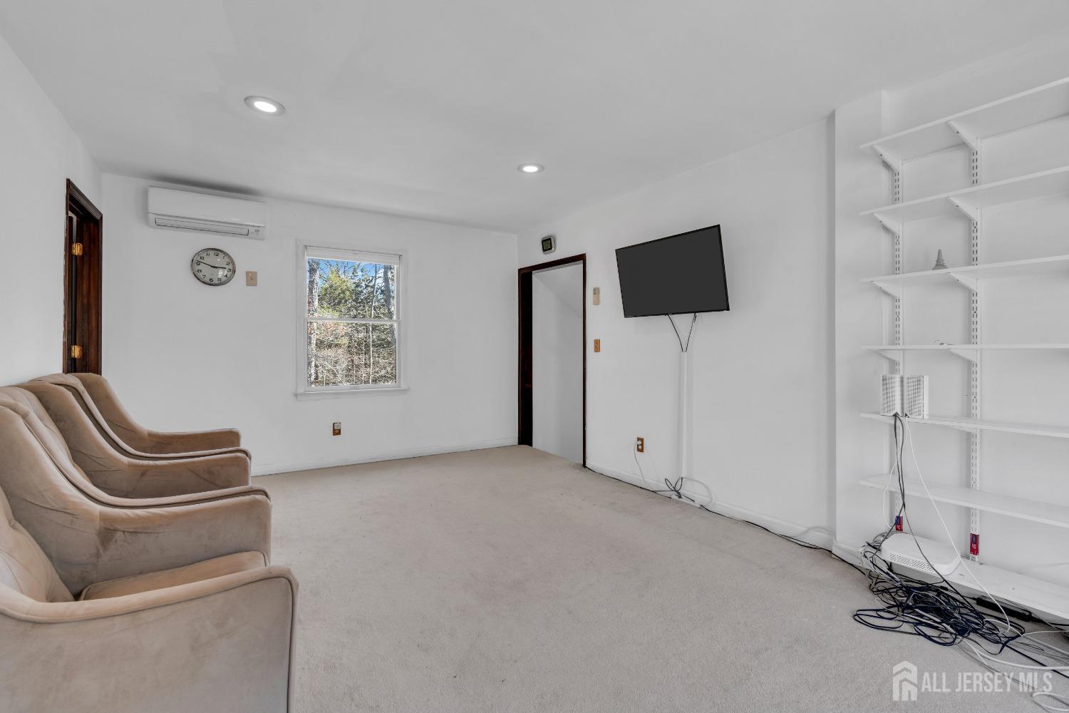 241 Deans Rhode Hall Road, South Brunswick, New Jersey image 9