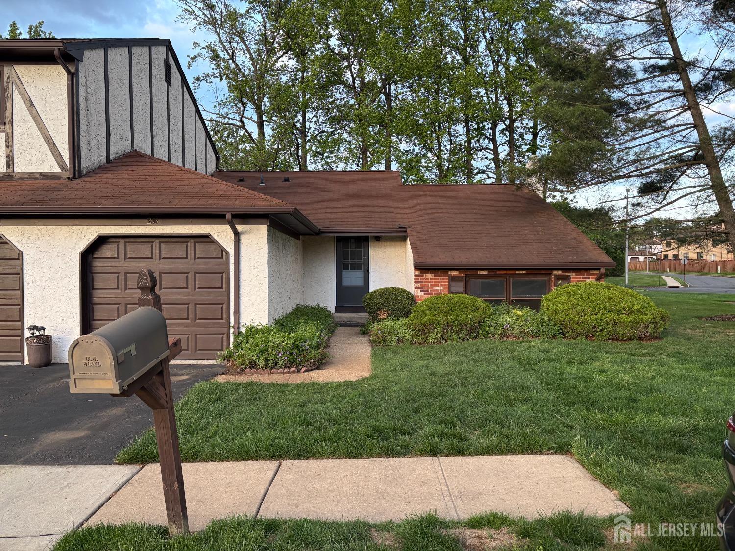 23 Cheltenham Place, Sayreville, New Jersey image 1