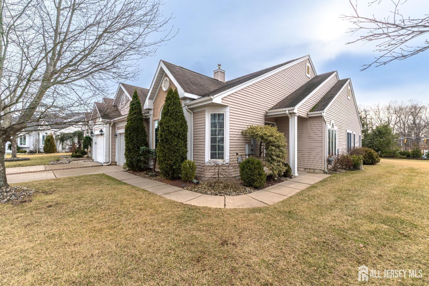 47 Birmingham Lane, Monroe Township, New Jersey image 2
