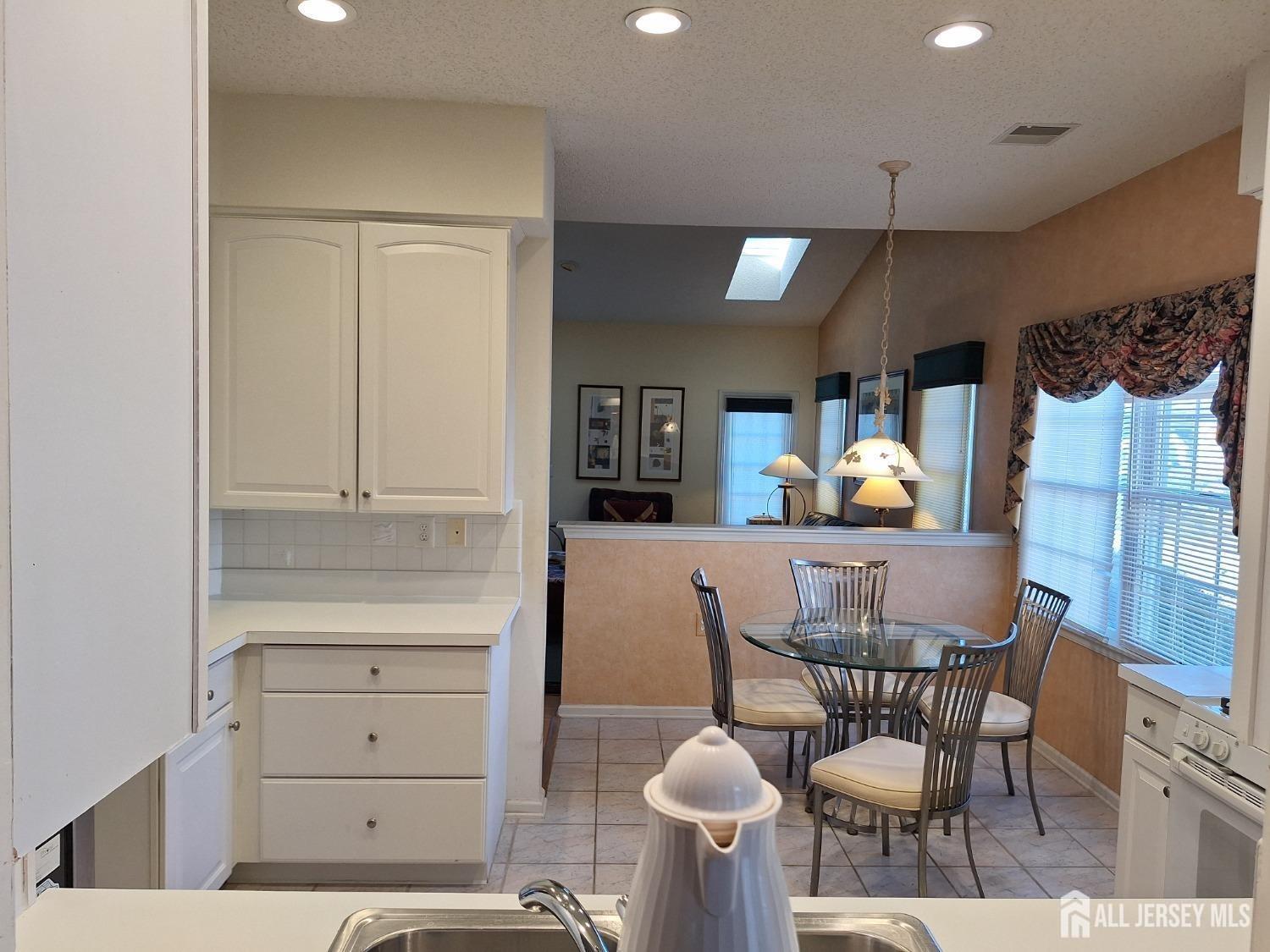 47 Birmingham Lane, Monroe Township, New Jersey image 12