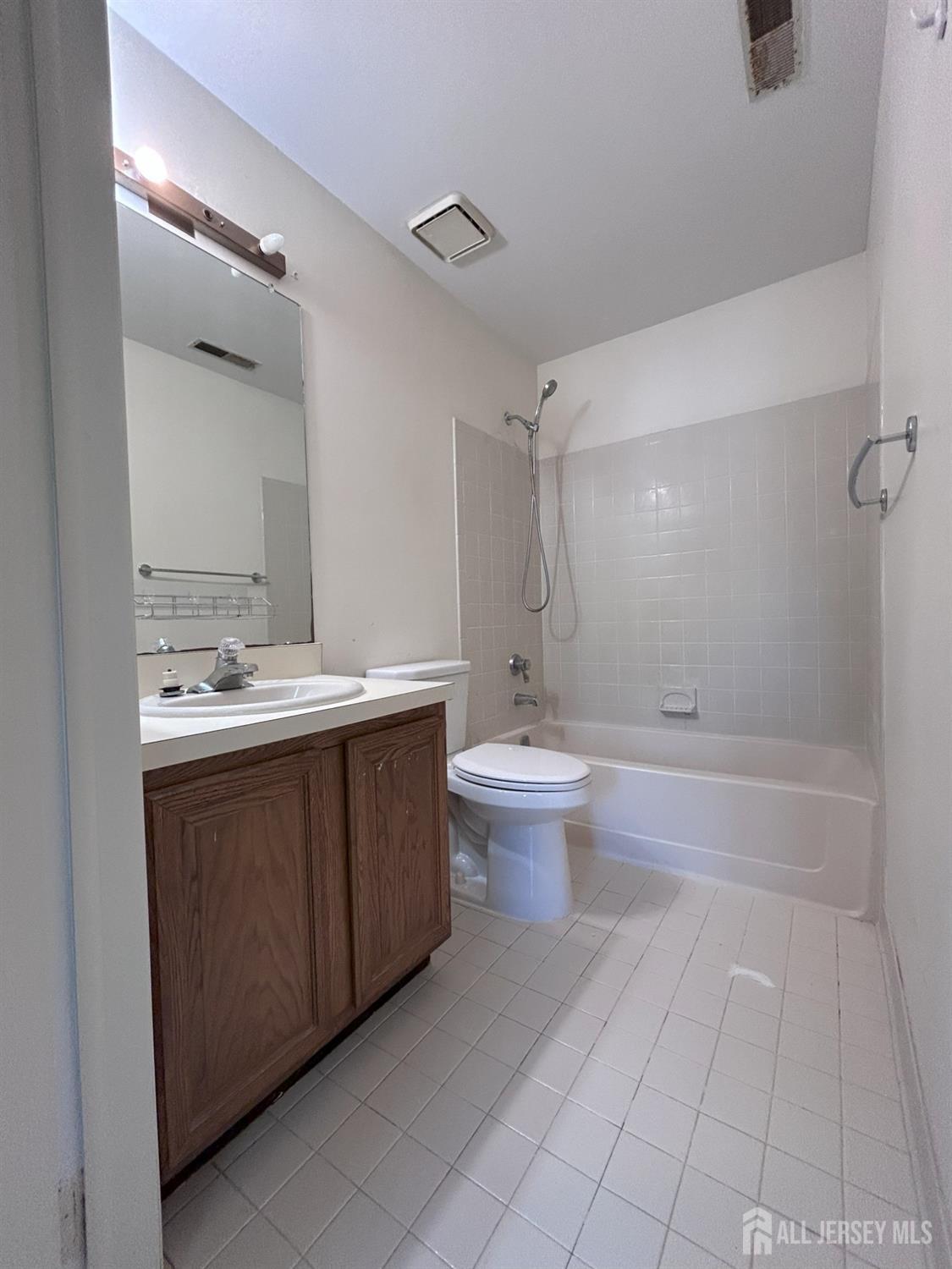 1118 Ravens Crest Drive, Plainsboro, New Jersey image 14