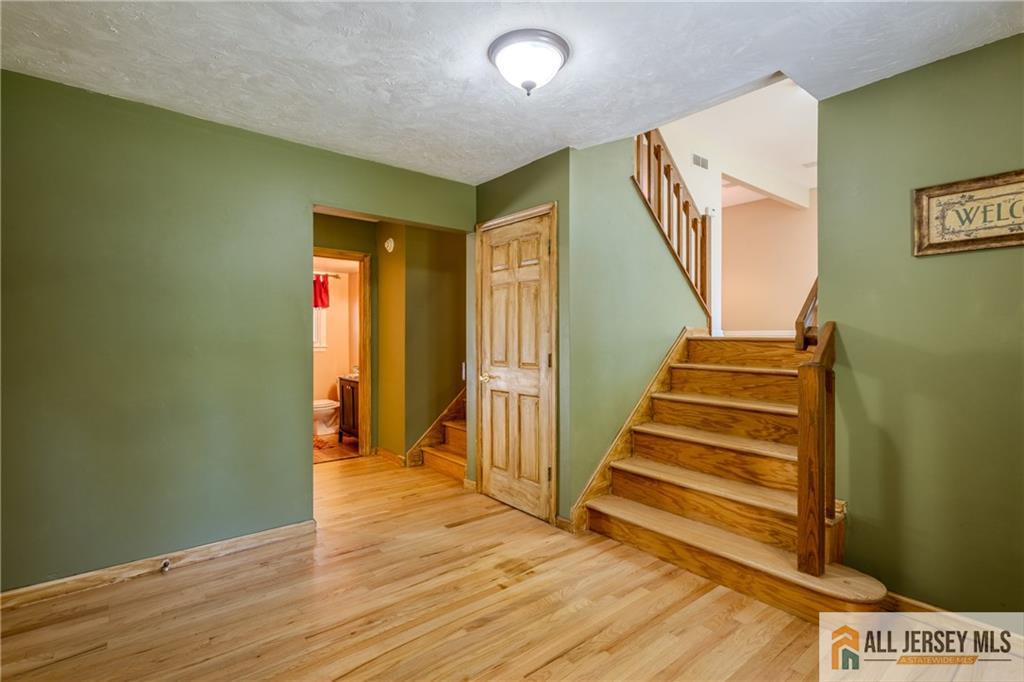 3 Revock Road, East Brunswick, New Jersey image 7