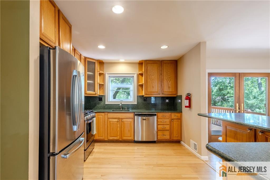 3 Revock Road, East Brunswick, New Jersey image 14