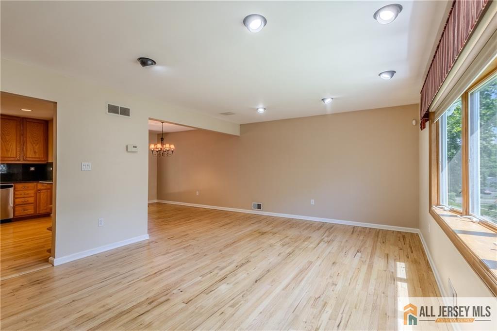 3 Revock Road, East Brunswick, New Jersey image 9