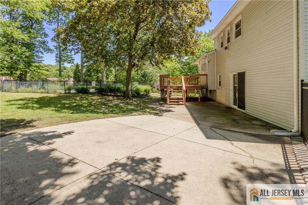 3 Revock Road, East Brunswick, New Jersey image 38