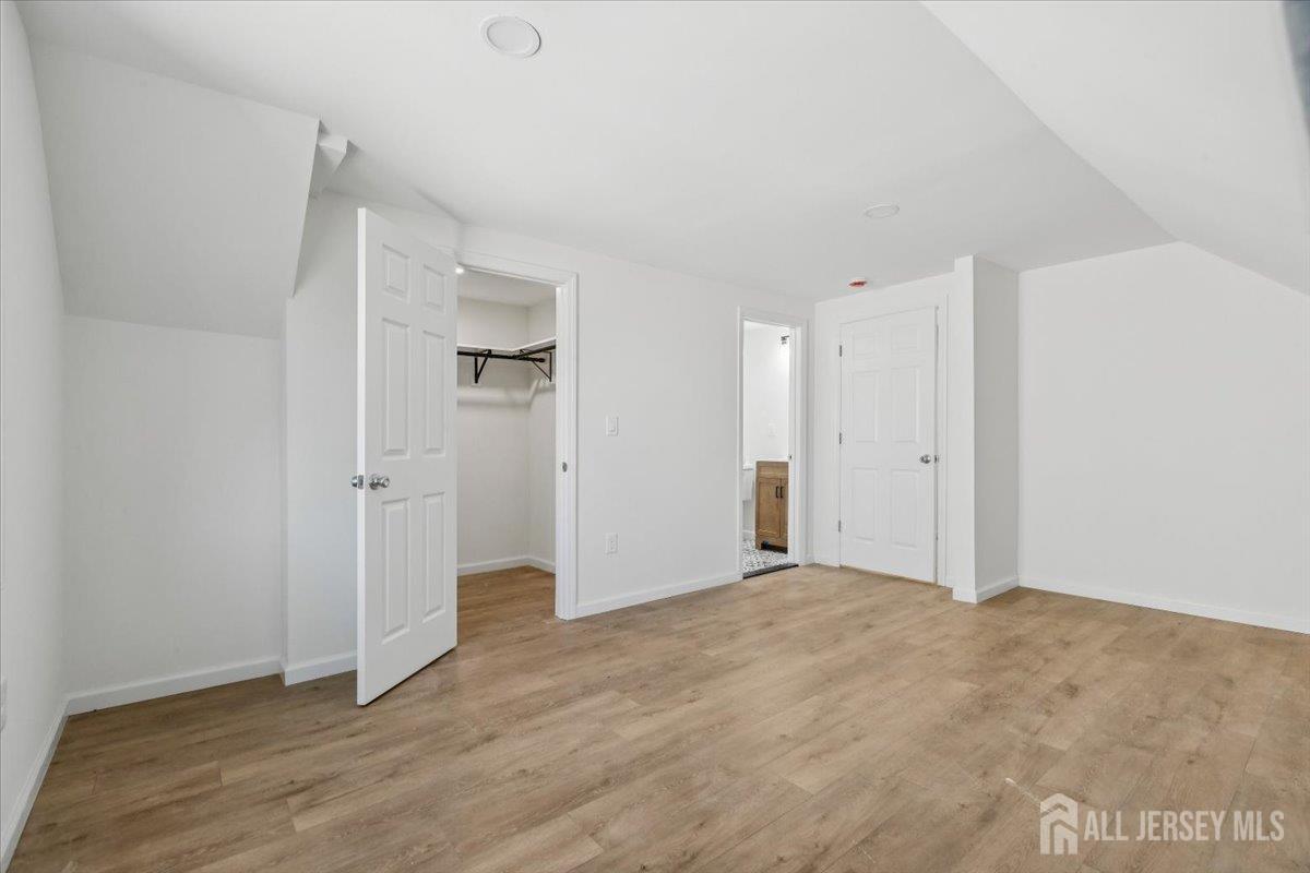 Colonia, New Jersey 07067, United States, 4 Bedrooms Bedrooms, ,3 BathroomsBathrooms,Residential,Active,216253