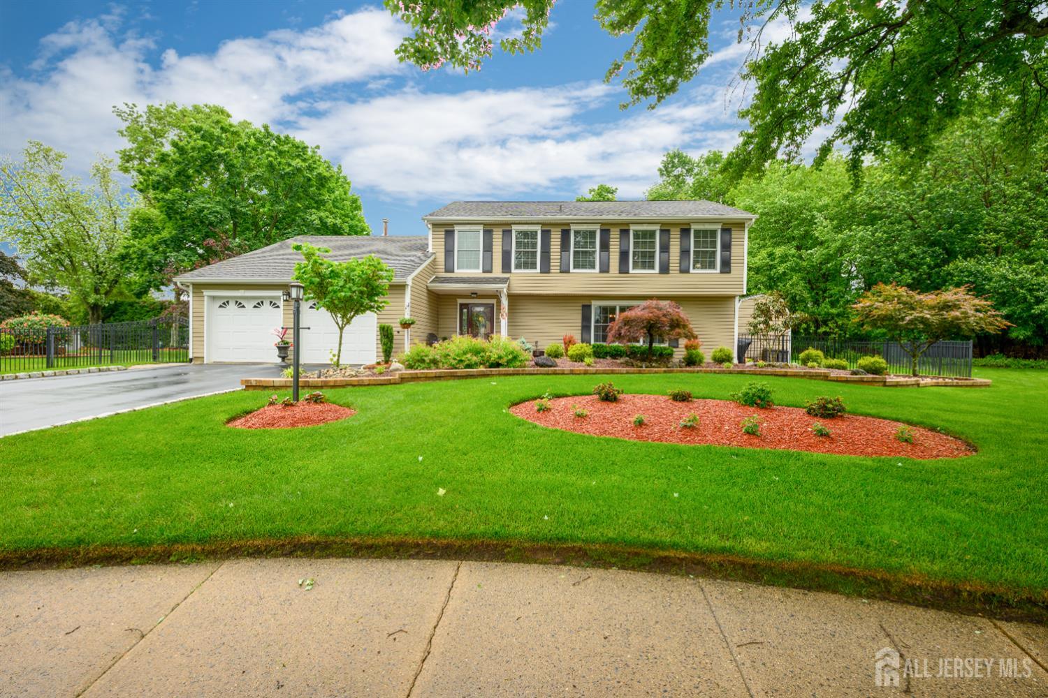 7 Manor Court, Old Bridge, New Jersey image 1