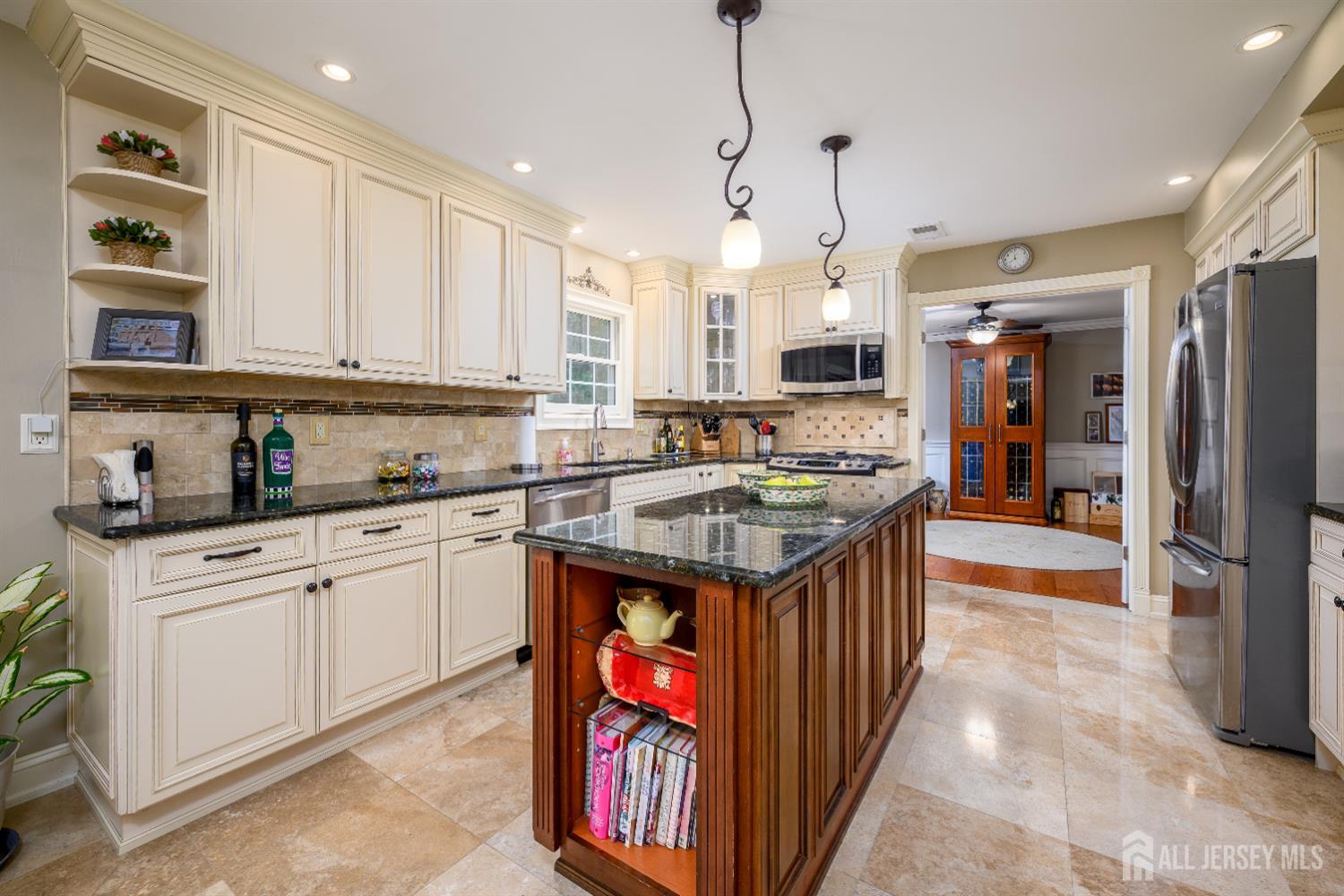 7 Manor Court, Old Bridge, New Jersey image 13
