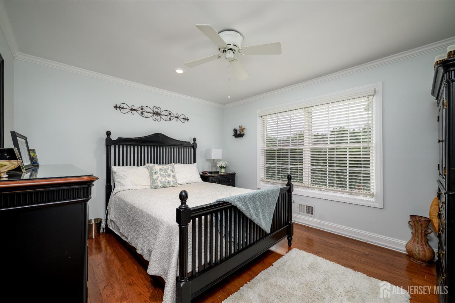 7 Manor Court, Old Bridge, New Jersey image 28