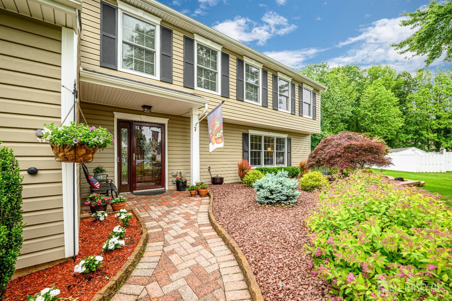 7 Manor Court, Old Bridge, New Jersey image 3