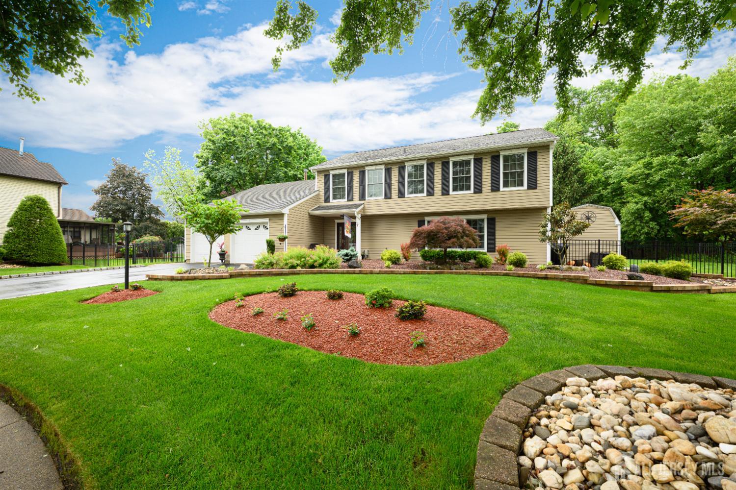 7 Manor Court, Old Bridge, New Jersey image 2
