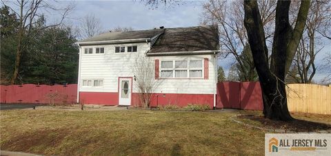 Homes For Rent - 40 Beverly Avenue<br/> Franklin, NJ 08873