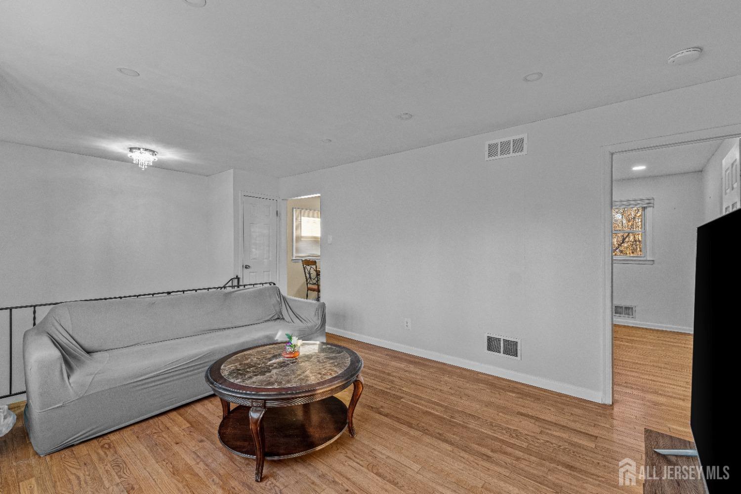 396 S 7th Avenue, Highland Park, New Jersey image 5