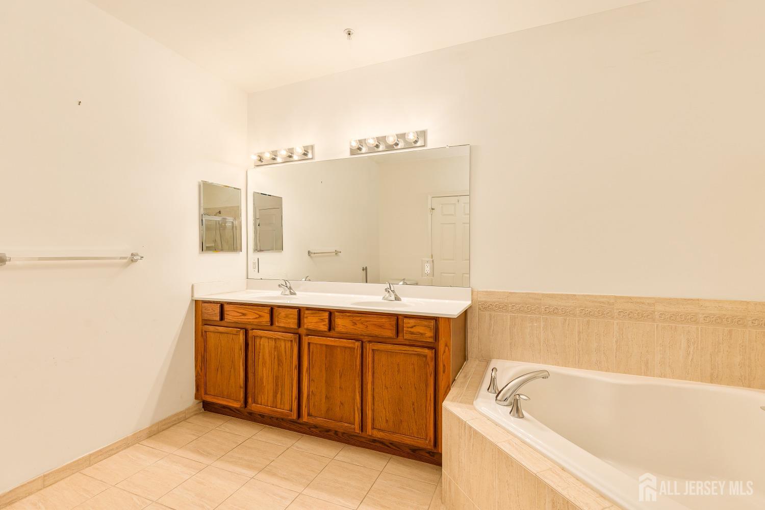 1304 Cedar Village Boulevard #304, East Brunswick, New Jersey image 15