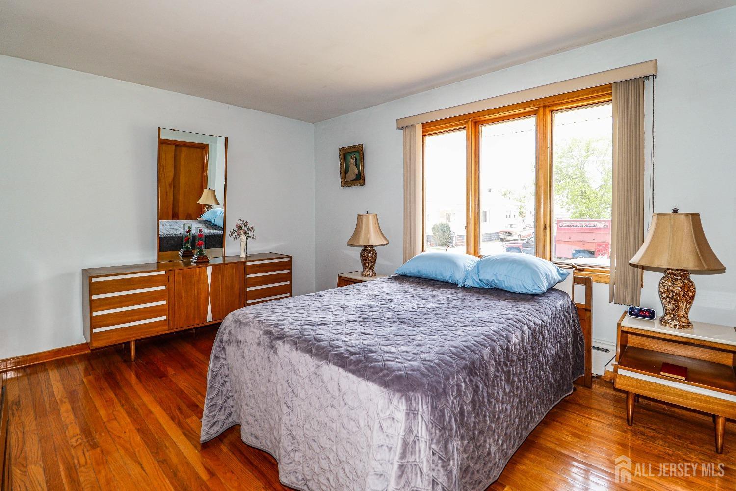 7 E 2nd Street, Port Reading, New Jersey image 17