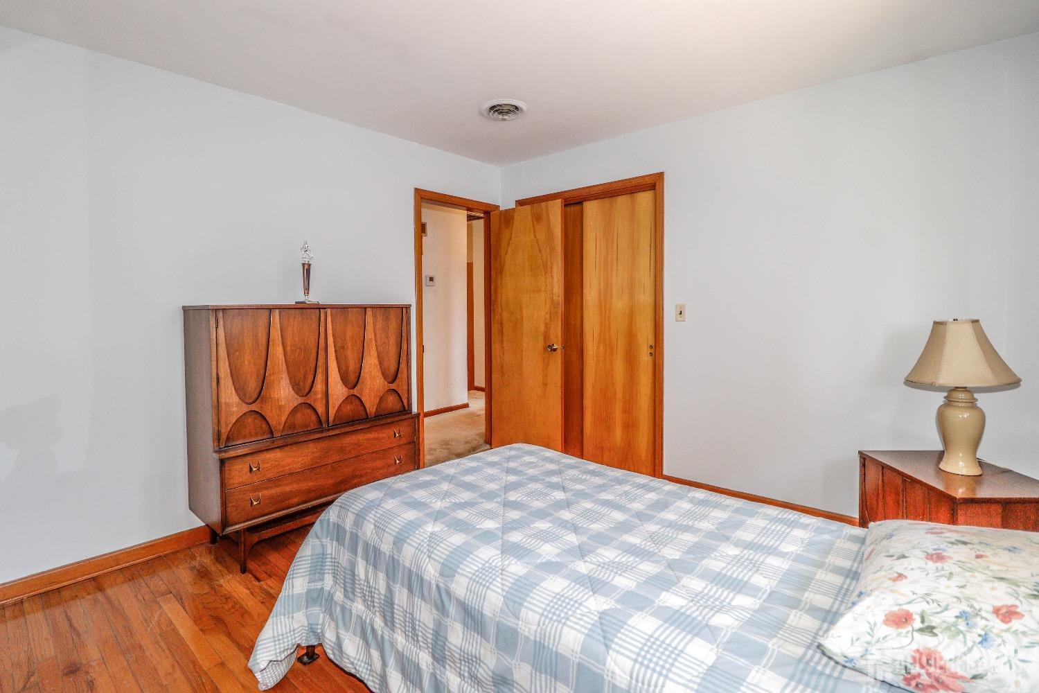 7 E 2nd Street, Port Reading, New Jersey image 19