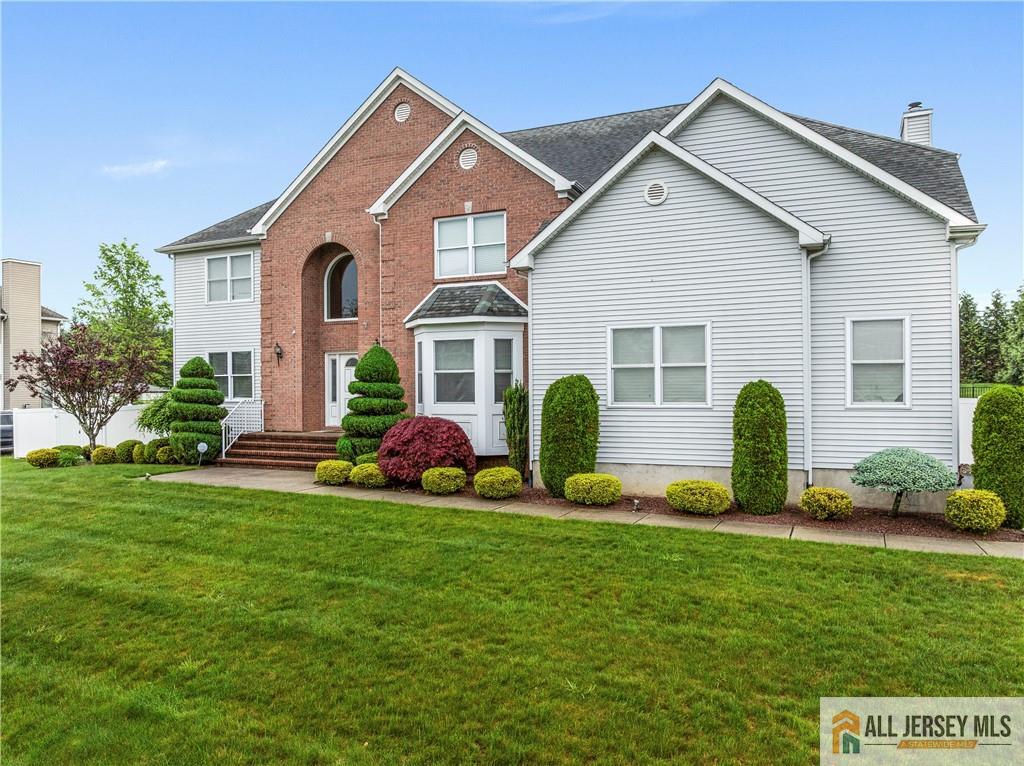 8 Adam Court, Monroe Township, New Jersey image 2
