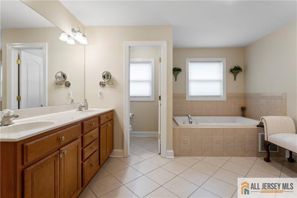 8 Adam Court, Monroe Township, New Jersey image 26