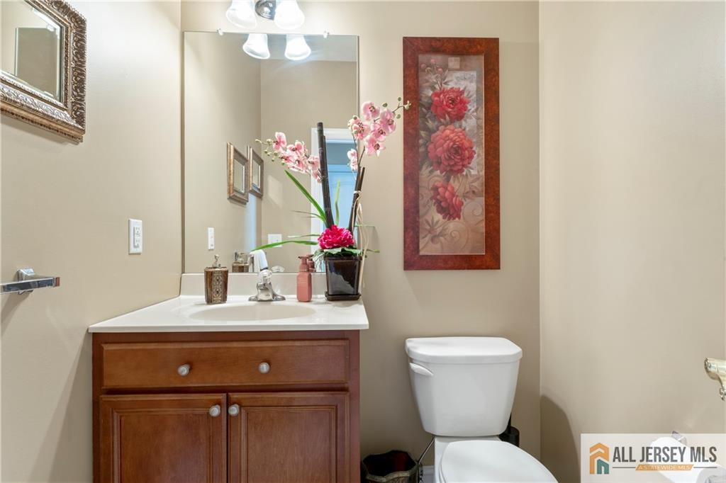 8 Adam Court, Monroe Township, New Jersey image 21
