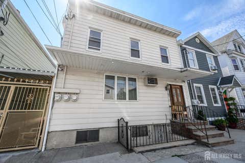 Multifamily For Sale - 94 Van Buren Street<br/> Newark, NJ 07105