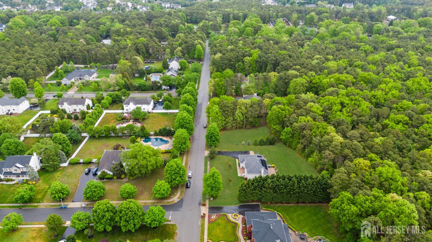 15 Boxwood Drive, Monroe Township, New Jersey image 37