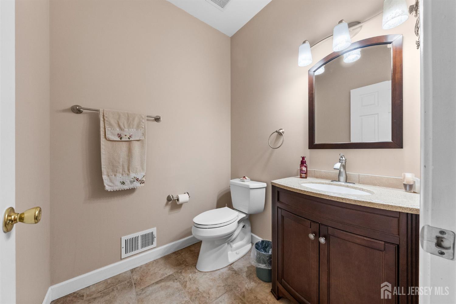 15 Boxwood Drive, Monroe Township, New Jersey image 14