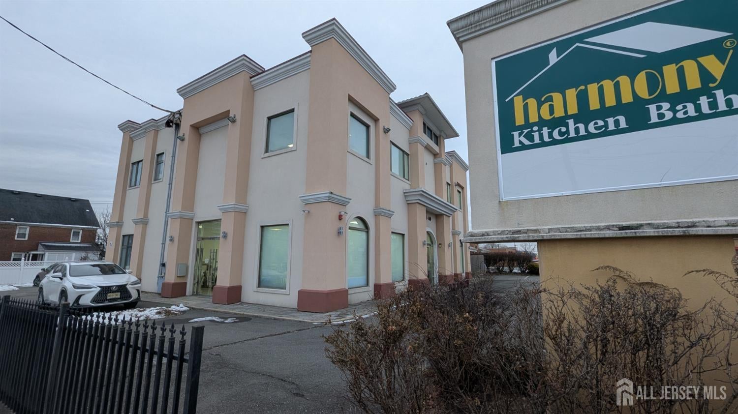 Photo 1 of 18 — 454-460 W Union Avenue, Bound Brook, NJ 08805